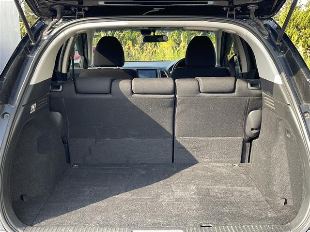 ヴェゼル ハイブリッドX 純正ナビ/バックカメラ/Bluetooth/衝突軽減ブレーキ/クルーズコントロール/プッシュスタート/スマートキー/パドルシフト/純正16AW/純正LEDヘッドライト/純正フォグ(25枚目)