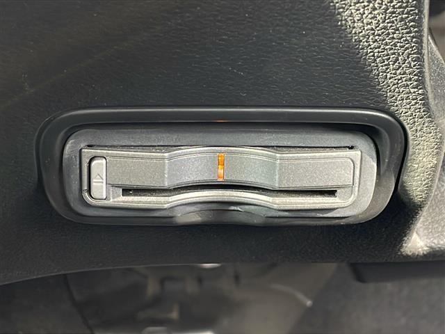 ヴェゼル ハイブリッドX 純正ナビ/バックカメラ/Bluetooth/衝突軽減ブレーキ/クルーズコントロール/プッシュスタート/スマートキー/パドルシフト/純正16AW/純正LEDヘッドライト/純正フォグ(32枚目)