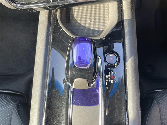 ヴェゼル ハイブリッドX 純正ナビ/バックカメラ/Bluetooth/衝突軽減ブレーキ/クルーズコントロール/プッシュスタート/スマートキー/パドルシフト/純正16AW/純正LEDヘッドライト/純正フォグ(36枚目)