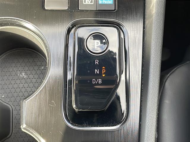 エクストレイル Ｘ　ｅ－４ＯＲＣＥ　・ワンオーナー・プロパイロット・レーダークルーズコントロール・レーンキープアシスト・プロパイロットパーキング・ディスプレイオーディオ・バックカメラ・Ｂｌｕｅｔｏｏｔｈ／ＨＤＭＩ・ＥＴＣ（15枚目）