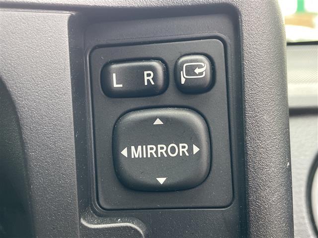 プロボックス DXコンフォート ・4WD・社外ディスプレイオーディオ・Bluetooth・横滑り防止・衝突被害軽減ブレーキ・レーンキープアシスト・オートライト・オートマチックハイビーム・ルーフキャリア・純正フロアマット(6枚目)