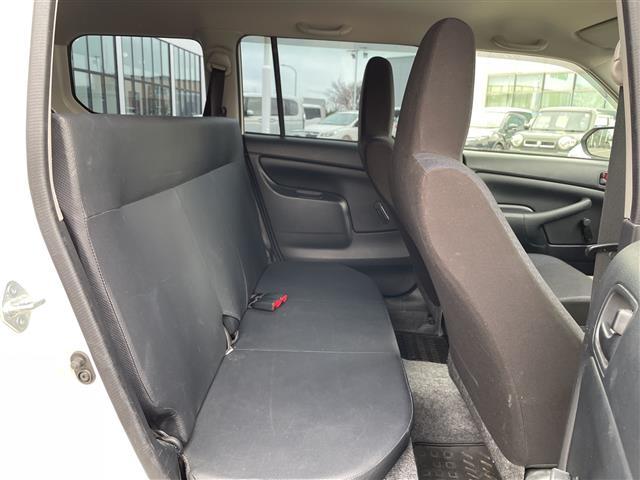 プロボックス DXコンフォート ・4WD・社外ディスプレイオーディオ・Bluetooth・横滑り防止・衝突被害軽減ブレーキ・レーンキープアシスト・オートライト・オートマチックハイビーム・ルーフキャリア・純正フロアマット(13枚目)