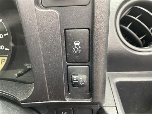 プロボックス DXコンフォート ・4WD・社外ディスプレイオーディオ・Bluetooth・横滑り防止・衝突被害軽減ブレーキ・レーンキープアシスト・オートライト・オートマチックハイビーム・ルーフキャリア・純正フロアマット(18枚目)