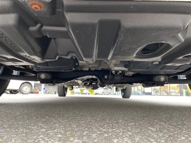 プロボックス DXコンフォート ・4WD・社外ディスプレイオーディオ・Bluetooth・横滑り防止・衝突被害軽減ブレーキ・レーンキープアシスト・オートライト・オートマチックハイビーム・ルーフキャリア・純正フロアマット(32枚目)