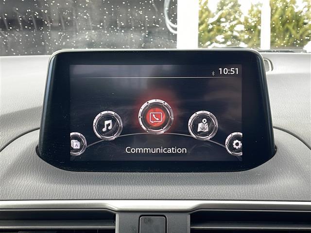 アクセラスポーツ 15C 4WD/純正ナビ/フルセグTV/CD/DVD/Bluetooth/バックカメラ/衝突被害軽減ブレーキ/レーンキープアシスト/コーナーアシスト/LEDヘッドライト/フォグランプ/横滑り防止装置(11枚目)