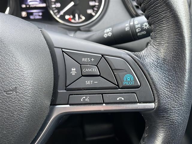 エクストレイル ２０Ｘ　純正ナビ／フルセグ／Ｂｌｕｅｔｏｏｔｈ／アラウンドビューモニター／プロパイロット／衝突軽減ブレーキ／レーダークルーズコントロール／レーンキープアシスト／パワーバックドア／ドラレコ（8枚目）