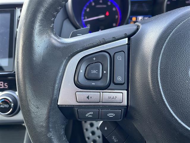 レガシィＢ４ リミテッド　純正ナビ／本革シート／ＡＭ／ＦＭ／ＣＤ／ＤＶＤ／フルセグ／バック／サイド／カメラ／衝突軽減ブレーキ／レーンキープアシスト／追従型クルーズコントロール／コーナーセンサー／パドルシフト（14枚目）