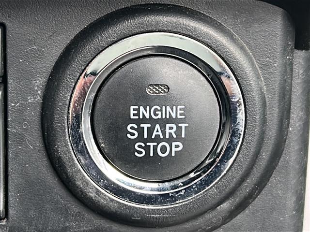 ルーミー カスタムＧ　４ＷＤ／ワンオーナー／純正ナビ／フルセグ／バックカメラ／衝突被害軽減ブレーキ／横滑り防止装置／盗難防止装置／クルコン追従有／オートマチックハイビーム／両側パワースライドドア／社外ＡＷスタッドレス（17枚目）