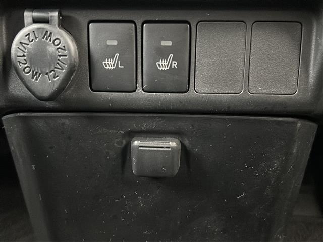 ルーミー カスタムＧ　４ＷＤ／ワンオーナー／純正ナビ／フルセグ／バックカメラ／衝突被害軽減ブレーキ／横滑り防止装置／盗難防止装置／クルコン追従有／オートマチックハイビーム／両側パワースライドドア／社外ＡＷスタッドレス（19枚目）