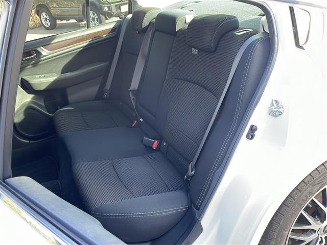 レガシィＢ４ ベースグレード　社外ナビ／ＣＤ／ＤＶＤ／Ｂｌｕｅｔｏｏｔｈ／バックカメラ／前後ドライブレコーダー／衝突被害軽減ブレーキ／レーンキープアシスト／レーダークルーズコントロール／ブラインドスポットモニター（24枚目）