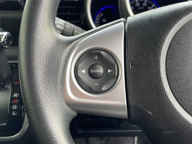 Ｎ－ＢＯＸカスタム Ｇ・Ｌパッケージ　４ＷＤ／片側パワースライドドア／プッシュスタート／スマートキー／シートヒーター／オートライト／フォグランプ／ＥＴＣ／横滑り防止装置／アイドリングストップ／純正フロアマット（5枚目）