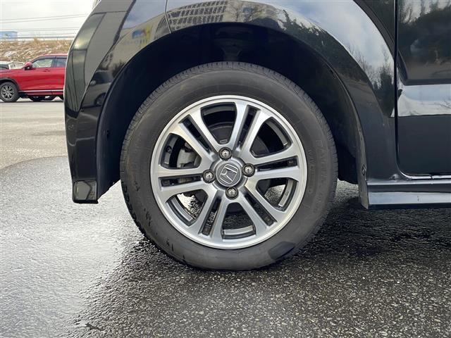 Ｎ－ＢＯＸカスタム Ｇ・Ｌパッケージ　４ＷＤ／片側パワースライドドア／プッシュスタート／スマートキー／シートヒーター／オートライト／フォグランプ／ＥＴＣ／横滑り防止装置／アイドリングストップ／純正フロアマット（39枚目）