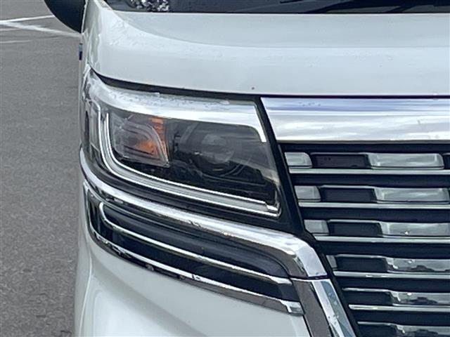 フレアワゴンカスタムスタイル ハイブリッドＸＴ　４ＷＤ・ターボ・純正ナビ／フルセグＴＶ／ＤＶＤ／ＣＤ／ＳＤ／ＢＴ・バックカメラ・ドライブレコーダー・純正エンジンスターター・両側パワースライドドア・クルーズコントロール・横滑り防止（29枚目）