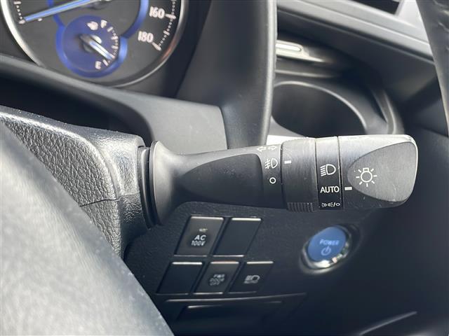 アルファードハイブリッド Ｓ　タイプゴールドＩＩ　・４ＷＤ・サンルーフ・純正ディスプレイオーディオナビ・Ｂｌｕｅｔｏｏｔｈ・両側パワースライドドア・ハーフレザーシート・衝突軽減ブレーキ・レーンキープアシスト・レーダークルーズ（30枚目）