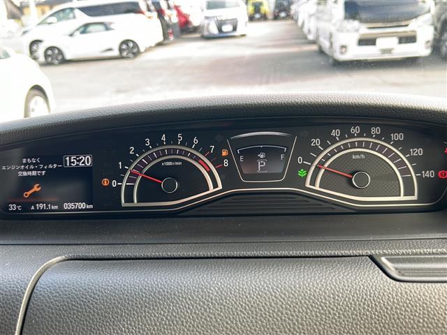 Ｎ－ＢＯＸカスタム Ｇ・Ｌターボホンダセンシング　純正８型ナビ　ダウンサス　社外マフラー　地デジＴＶ　ＣＤ　ＤＶＤ　Ｂｌｕｅｔｏｏｔｈ　両側パワースライドドア　ＬＥＤヘッドライト　シートヒーター　スマートキー　ＥＴＣ　ホンダセンシング　衝突軽減（6枚目）