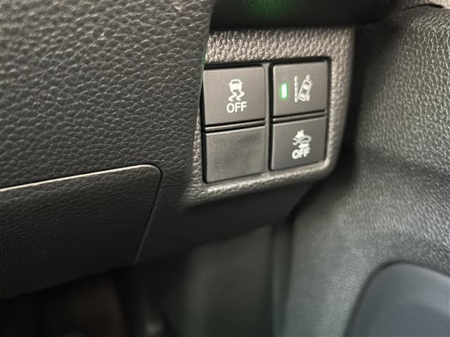 Ｎ－ＢＯＸカスタム Ｇ・Ｌターボホンダセンシング　純正８型ナビ　ダウンサス　社外マフラー　地デジＴＶ　ＣＤ　ＤＶＤ　Ｂｌｕｅｔｏｏｔｈ　両側パワースライドドア　ＬＥＤヘッドライト　シートヒーター　スマートキー　ＥＴＣ　ホンダセンシング　衝突軽減（10枚目）