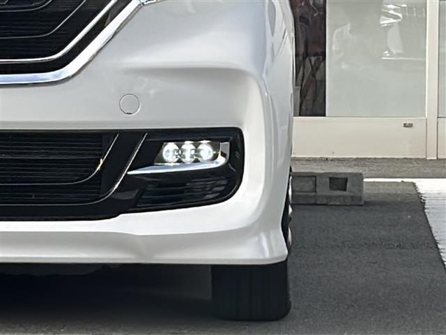 Ｎ－ＢＯＸカスタム Ｇ・Ｌターボホンダセンシング　純正８型ナビ　ダウンサス　社外マフラー　地デジＴＶ　ＣＤ　ＤＶＤ　Ｂｌｕｅｔｏｏｔｈ　両側パワースライドドア　ＬＥＤヘッドライト　シートヒーター　スマートキー　ＥＴＣ　ホンダセンシング　衝突軽減（29枚目）