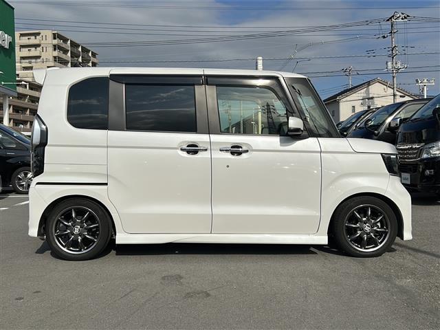 Ｎ－ＢＯＸカスタム Ｇ・Ｌターボホンダセンシング　純正８型ナビ　ダウンサス　社外マフラー　地デジＴＶ　ＣＤ　ＤＶＤ　Ｂｌｕｅｔｏｏｔｈ　両側パワースライドドア　ＬＥＤヘッドライト　シートヒーター　スマートキー　ＥＴＣ　ホンダセンシング　衝突軽減（35枚目）