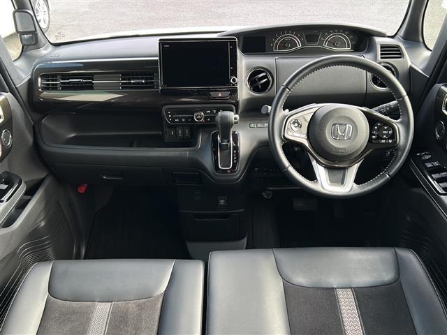 Ｎ－ＢＯＸカスタム Ｇ・Ｌターボホンダセンシング　純正８型ナビ　ダウンサス　社外マフラー　地デジＴＶ　ＣＤ　ＤＶＤ　Ｂｌｕｅｔｏｏｔｈ　両側パワースライドドア　ＬＥＤヘッドライト　シートヒーター　スマートキー　ＥＴＣ　ホンダセンシング　衝突軽減（40枚目）