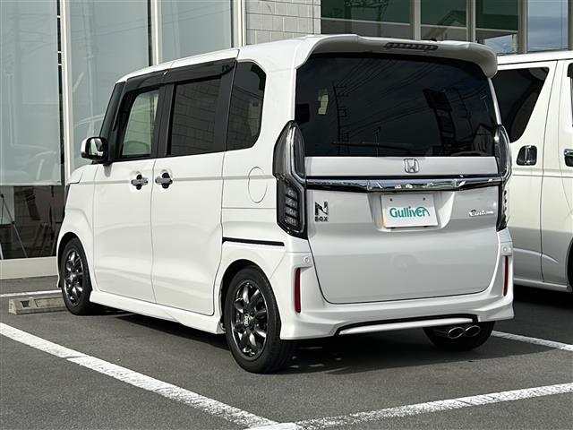 Ｎ－ＢＯＸカスタム Ｇ・Ｌターボホンダセンシング　純正８型ナビ　ダウンサス　社外マフラー　地デジＴＶ　ＣＤ　ＤＶＤ　Ｂｌｕｅｔｏｏｔｈ　両側パワースライドドア　ＬＥＤヘッドライト　シートヒーター　スマートキー　ＥＴＣ　ホンダセンシング　衝突軽減（41枚目）