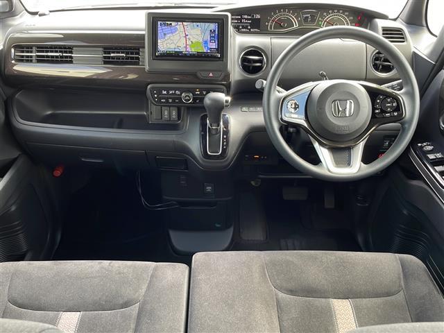 Ｎ－ＢＯＸカスタム Ｇ・Ｌホンダセンシング　社外ナビ　地デジＴＶ　ＣＤ　ＤＶＤ　Ｂｌｕｅｔｏｏｔｈ　両側パワースライド　ＬＥＤヘッドライト　ビルトインＥＴＣ　前車追従クルーズコントロール　スマートキー　純正１４インチＡＷ　ホンダセンシング（2枚目）