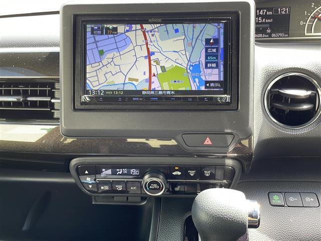 Ｎ－ＢＯＸカスタム Ｇ・Ｌホンダセンシング　社外ナビ　地デジＴＶ　ＣＤ　ＤＶＤ　Ｂｌｕｅｔｏｏｔｈ　両側パワースライド　ＬＥＤヘッドライト　ビルトインＥＴＣ　前車追従クルーズコントロール　スマートキー　純正１４インチＡＷ　ホンダセンシング（7枚目）