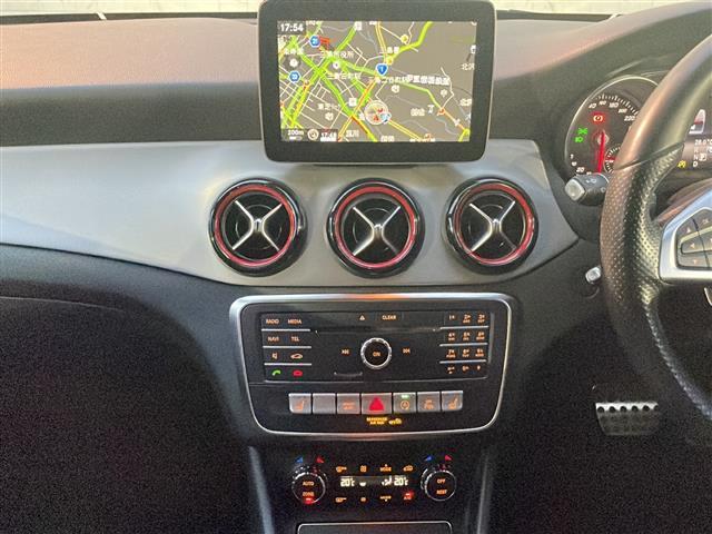 ＣＬＡクラス ＣＬＡ２５０シュポルト　４マチック　純正ナビ　地デジＴＶ　レーダーセーフティパッケージ　純正１８インチＡＷ　キーレスゴー　ＬＥＤヘッドライト　パドルシフト　ハーフレザーシート　パワートランク　シートヒーター　バックカメラ（6枚目）