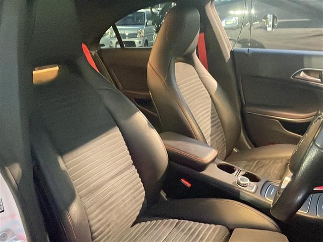 ＣＬＡクラス ＣＬＡ２５０シュポルト　４マチック　純正ナビ　地デジＴＶ　レーダーセーフティパッケージ　純正１８インチＡＷ　キーレスゴー　ＬＥＤヘッドライト　パドルシフト　ハーフレザーシート　パワートランク　シートヒーター　バックカメラ（29枚目）