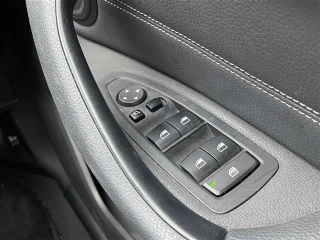 Ｘ１ ｘＤｒｉｖｅ　１８ｄ　ｘライン　ハイラインパッケージ　ハイライン　メーカーナビ　レザーシート　シートヒーター　バックカメラ　Ｂｌｅｕｔｏｏｔｈ　純正１８インチＡＷ　ＬＥＤヘッドライト　レーダークルーズコントロール　パワーバックドア　レーンキープアシスト（12枚目）
