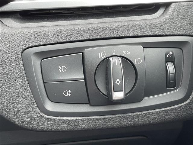 Ｘ１ ｘＤｒｉｖｅ　１８ｄ　ｘライン　ハイラインパッケージ　ハイライン　メーカーナビ　レザーシート　シートヒーター　バックカメラ　Ｂｌｅｕｔｏｏｔｈ　純正１８インチＡＷ　ＬＥＤヘッドライト　レーダークルーズコントロール　パワーバックドア　レーンキープアシスト（13枚目）