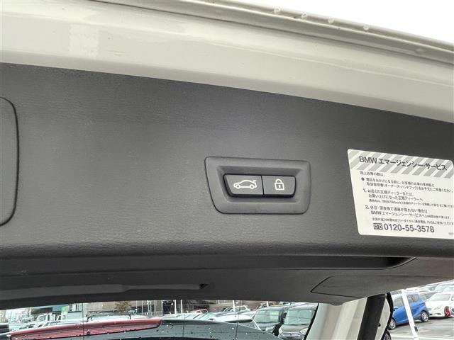 Ｘ１ ｘＤｒｉｖｅ　１８ｄ　ｘライン　ハイラインパッケージ　ハイライン　メーカーナビ　レザーシート　シートヒーター　バックカメラ　Ｂｌｅｕｔｏｏｔｈ　純正１８インチＡＷ　ＬＥＤヘッドライト　レーダークルーズコントロール　パワーバックドア　レーンキープアシスト（14枚目）