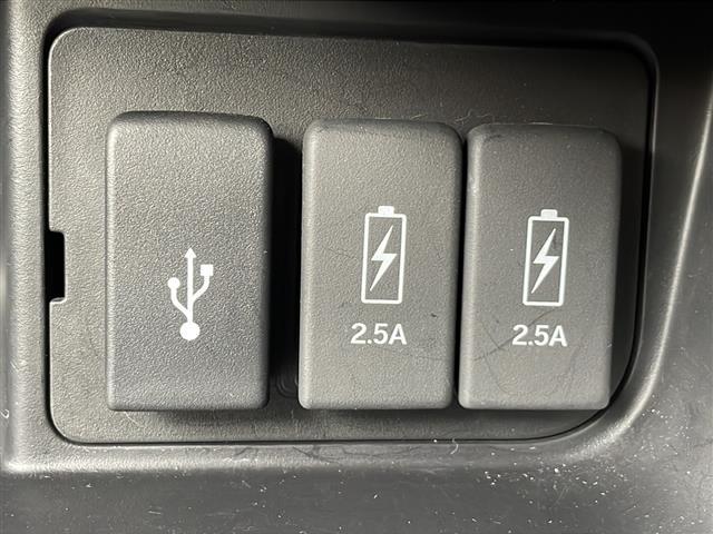 Ｎ－ＢＯＸカスタム Ｌターボ　両側パワースライドドア　純正ナビ　バックカメラ　ホンダセンシング　シートヒーター　前車追従クルーズコントロール　スマートキー　ＬＥＤヘッドライト　２．０ＥＴＣ　オートライト　ＣＤ　Ｂｌｕｅｔｏｏｔｈ（12枚目）