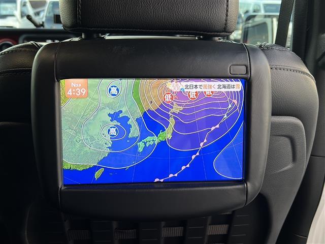 ジープ・ラングラーアンリミテッド ルビコン FOX足回り2インチリフトアップ USバンパー JAOSマフラー 社外17インチAW 純正ナビ 地デジTV リアモニター バックカメラ Bluetooth 社外デジタルインナーミラー ワンオーナー(4枚目)