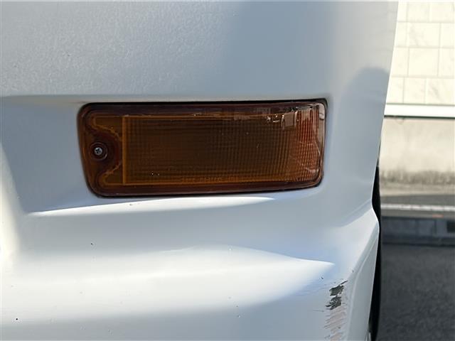 デリカスペースギア エクシード　社外ナビ　ＥＴＣ　Ａ／ＴＭＯＤＥ　サンルーフ　４ＷＤ　純正１５インチアルミ（26枚目）