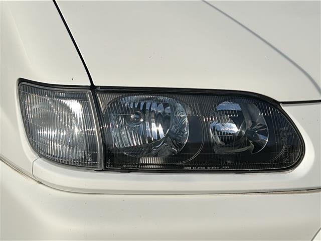 デリカスペースギア エクシード　社外ナビ　ＥＴＣ　Ａ／ＴＭＯＤＥ　サンルーフ　４ＷＤ　純正１５インチアルミ（28枚目）