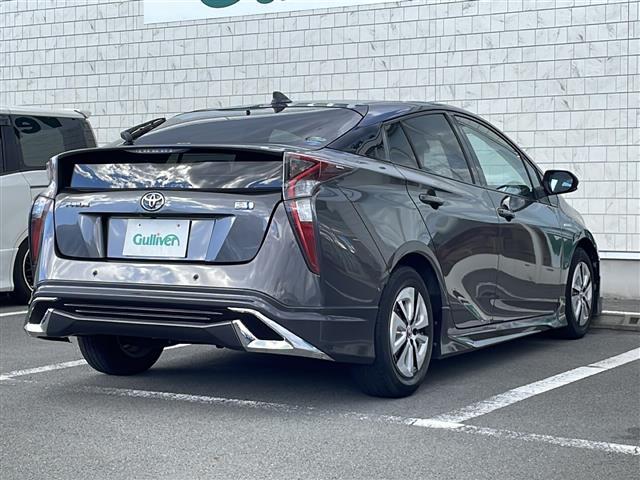 プリウス Ａ　社外エアロ　純正ナビ　地デジＴＶ　ヘッドアップディスプレイ　バックカメラ　セーフティセンス　オートハイビーム　パーキングアシスト　ビルトインＥＴＣ　ＬＥＤヘッドライト　スマートキー（32枚目）