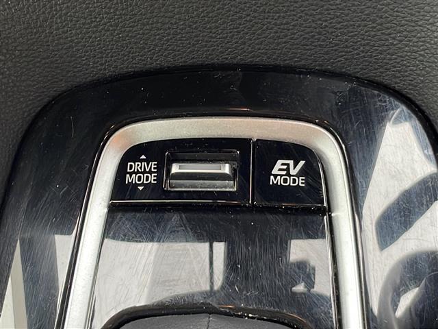 カローラスポーツ ハイブリッドG 純正ナビ 地デジTV CD DVD Bluetooth セーフティセンス オートハイビーム バックカメラ ETC レーダークルーズコントロール LEDヘッドライト スマートキー(17枚目)