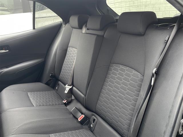 カローラスポーツ ハイブリッドG 純正ナビ 地デジTV CD DVD Bluetooth セーフティセンス オートハイビーム バックカメラ ETC レーダークルーズコントロール LEDヘッドライト スマートキー(22枚目)