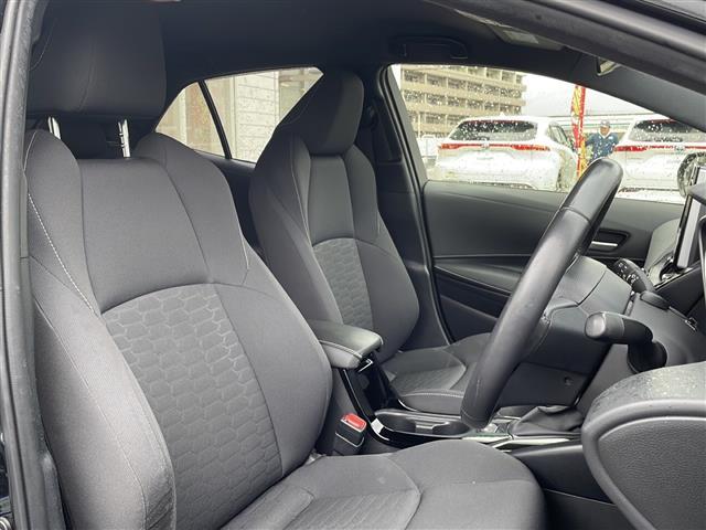 カローラスポーツ ハイブリッドG 純正ナビ 地デジTV CD DVD Bluetooth セーフティセンス オートハイビーム バックカメラ ETC レーダークルーズコントロール LEDヘッドライト スマートキー(26枚目)