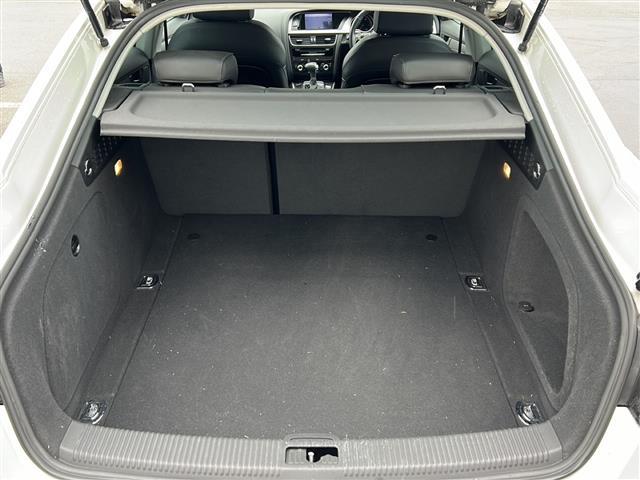 A5スポーツバック 2.0TFSIクワトロ 純正ナビ 本革シート スペアキー ETC 純正18インチアルミ(24枚目)