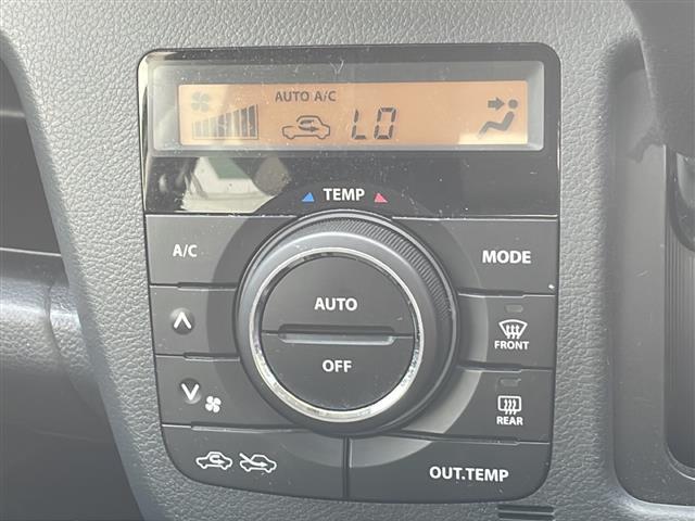 ワゴンＲスティングレー Ｘ　社外ナビ　ＤＶＤ再生　ディスチャージ　スマートキー　プッシュスタート　純正１４インチＡＷ　ＥＴＣ（7枚目）