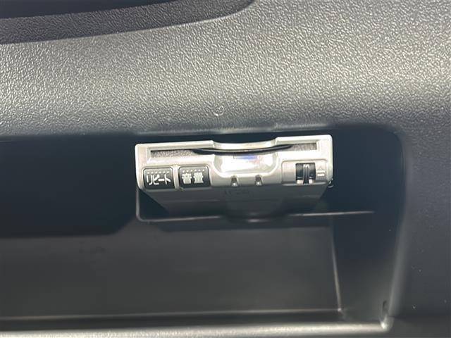 店頭在庫以外にも全国約４万台※の在庫から、ぴったりな１台をご提案します！※２０２３年１０月現在の在庫台数です。売約済の可能性があります。