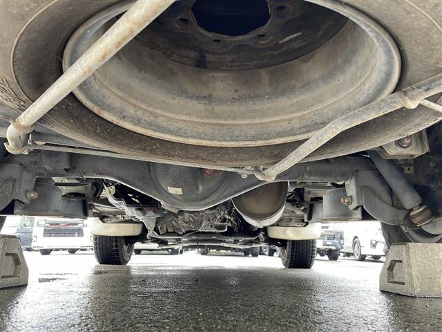 ハイエースワゴン リビングサルーンEX ワンオーナー サンルーフ 4WD ディーゼルターボ 純正ナビ 地デジTV バックカメラ ETC キーレス スライドドア スペアキー 保証書 取説(4枚目)