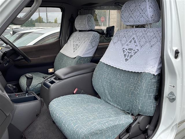 ハイエースワゴン リビングサルーンEX ワンオーナー サンルーフ 4WD ディーゼルターボ 純正ナビ 地デジTV バックカメラ ETC キーレス スライドドア スペアキー 保証書 取説(22枚目)