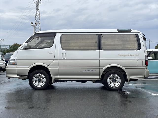 ハイエースワゴン リビングサルーンEX ワンオーナー サンルーフ 4WD ディーゼルターボ 純正ナビ 地デジTV バックカメラ ETC キーレス スライドドア スペアキー 保証書 取説(32枚目)