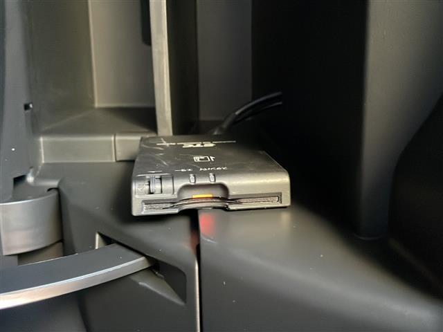 ノート e-パワーオーテック 純正ナビ エマージェンシーブレーキ 地デジTV CD DVD Bluetooth 純正15インチAW LEDヘッドライト スマートキー ETC ドライブレコーダー コーナーセンサー 保証書 取説(13枚目)