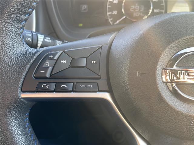 ノート e-パワーオーテック 純正ナビ エマージェンシーブレーキ 地デジTV CD DVD Bluetooth 純正15インチAW LEDヘッドライト スマートキー ETC ドライブレコーダー コーナーセンサー 保証書 取説(15枚目)