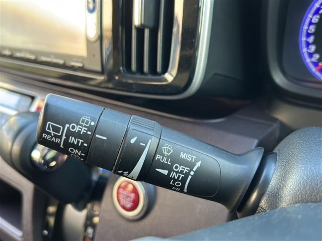 N-ONE プレミアム シティブレーキアクティブシステム 純正14インチAW Bカメラ 純正ナビ CD Bluetooth シートヒーター スマートキー オートリトラミラー(10枚目)