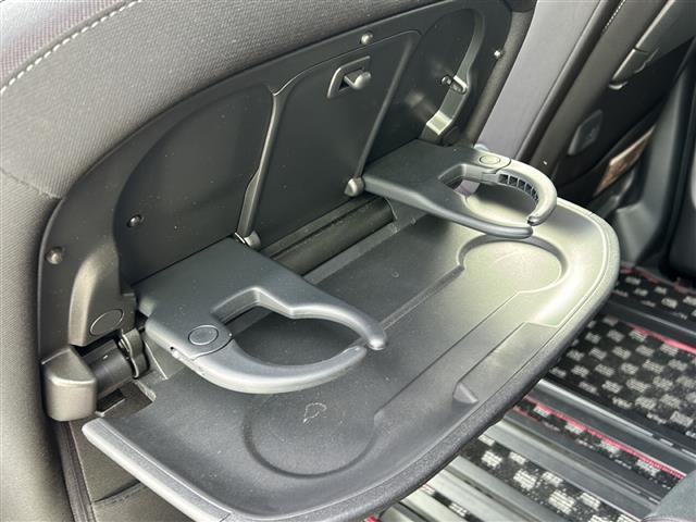 セレナ ハイウェイスター　Ｖセレクション　社外ナビ　地デジＴＶ　全方位モニター　両側パワースライドドア　プロパイロット　ＬＥＤヘッドライト　純正１６インチＡＷ　ＣＤ　ＤＶＤ　Ｂｌｕｅｔｏｏｔｈ　パーキングアシスト（16枚目）