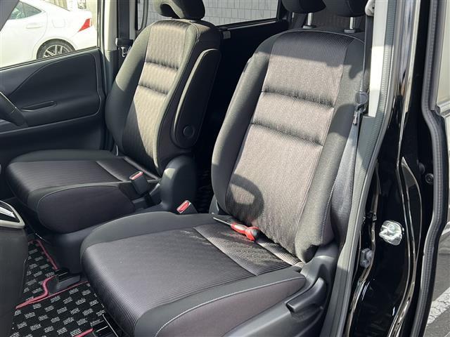 セレナ ハイウェイスター　Ｖセレクション　社外ナビ　地デジＴＶ　全方位モニター　両側パワースライドドア　プロパイロット　ＬＥＤヘッドライト　純正１６インチＡＷ　ＣＤ　ＤＶＤ　Ｂｌｕｅｔｏｏｔｈ　パーキングアシスト（20枚目）